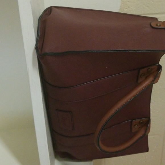 Purse - Picture 2 of 3